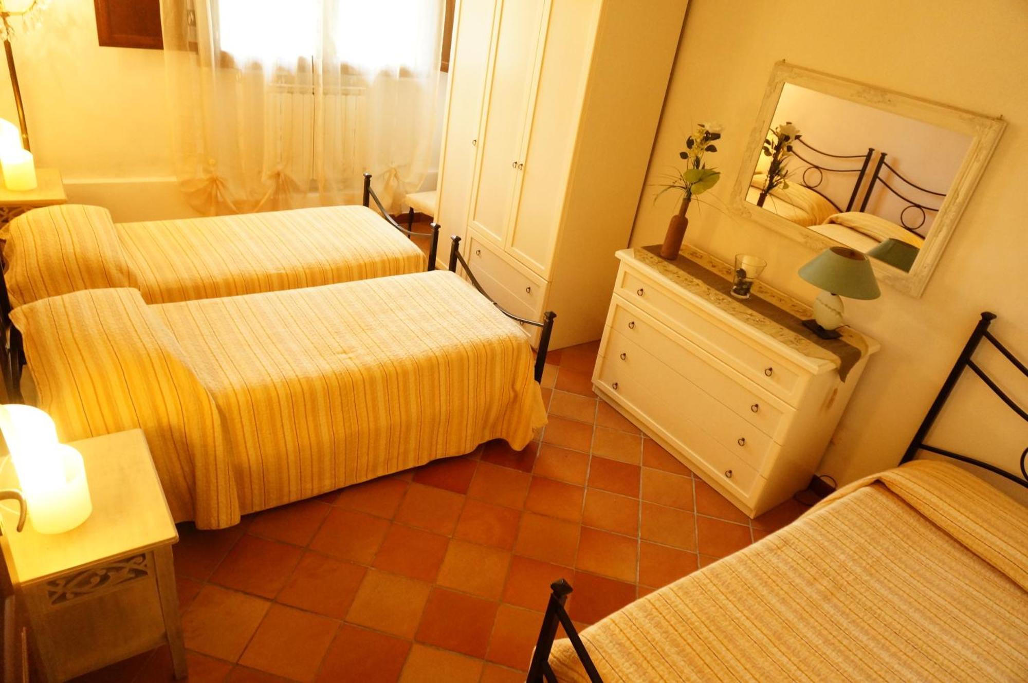 La Valle De' Medici Barberino di Mugello Bilik gambar